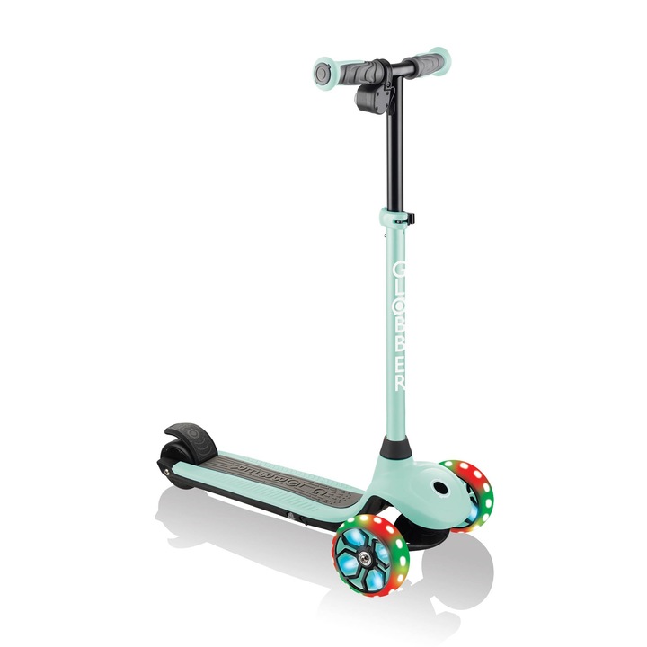Globber E-Motion E4 elektromos roller, fekete, kompakt méretek
