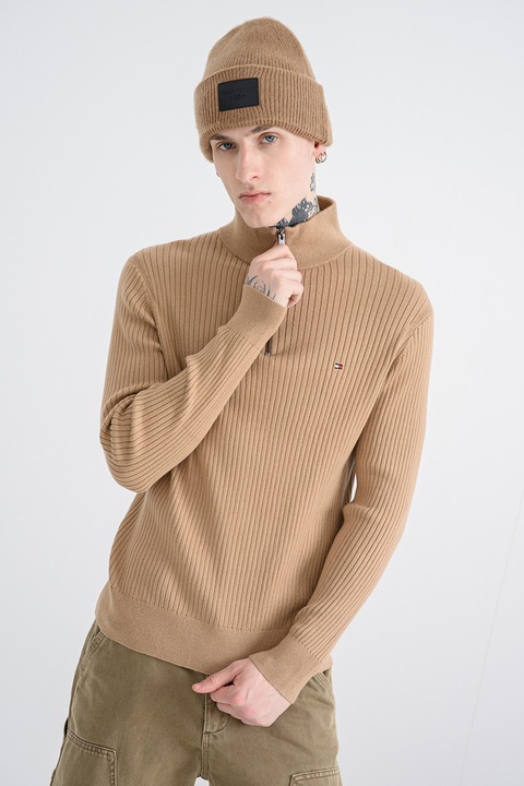 Tommy Hilfiger, Biopamut-tartalmú bordázott pulóver cipzáros hasítékkal, Világosbarna