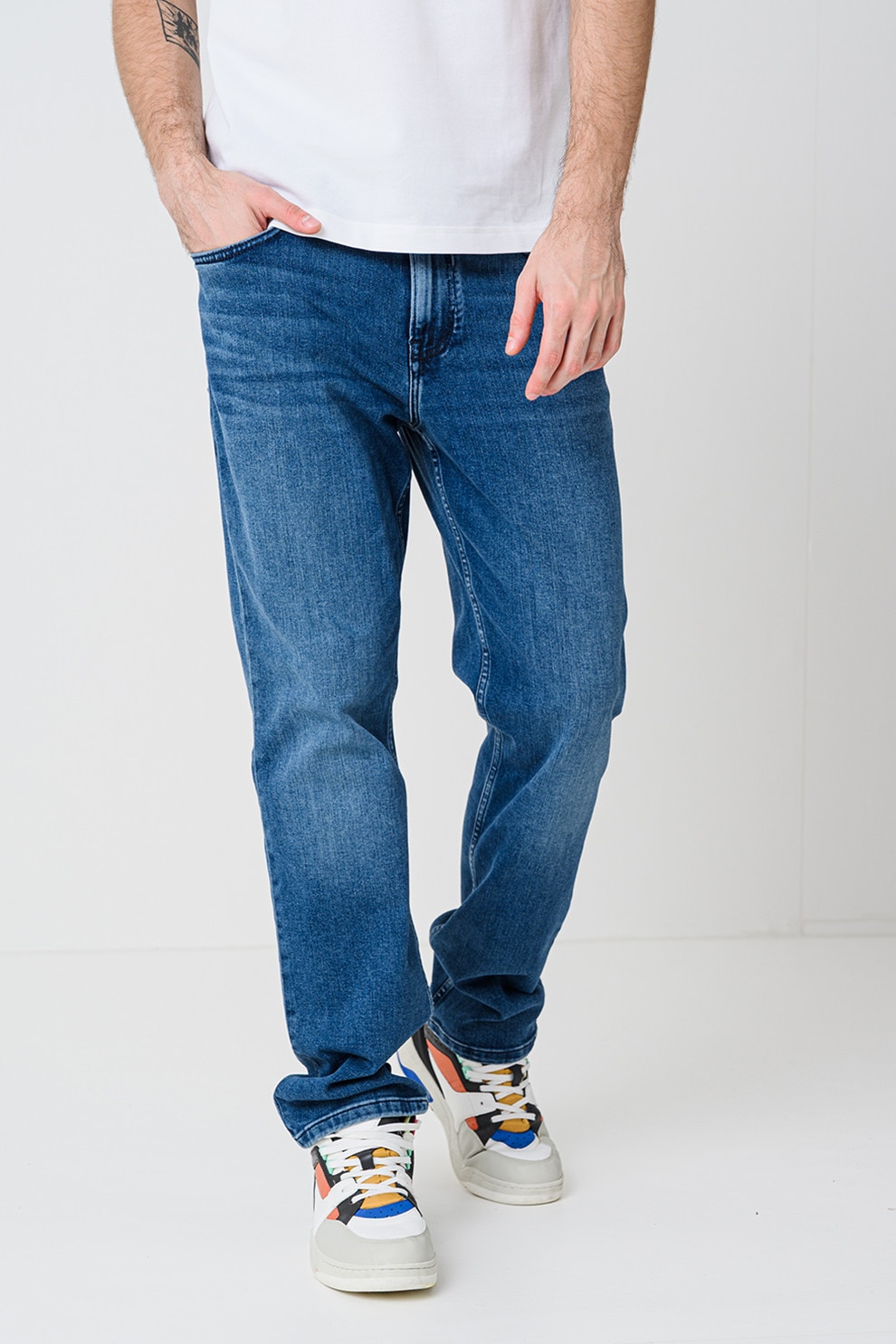 Tommy Hilfiger, Blugi relaxed-fit cu talie medie, Albastru pastel, W34-L32