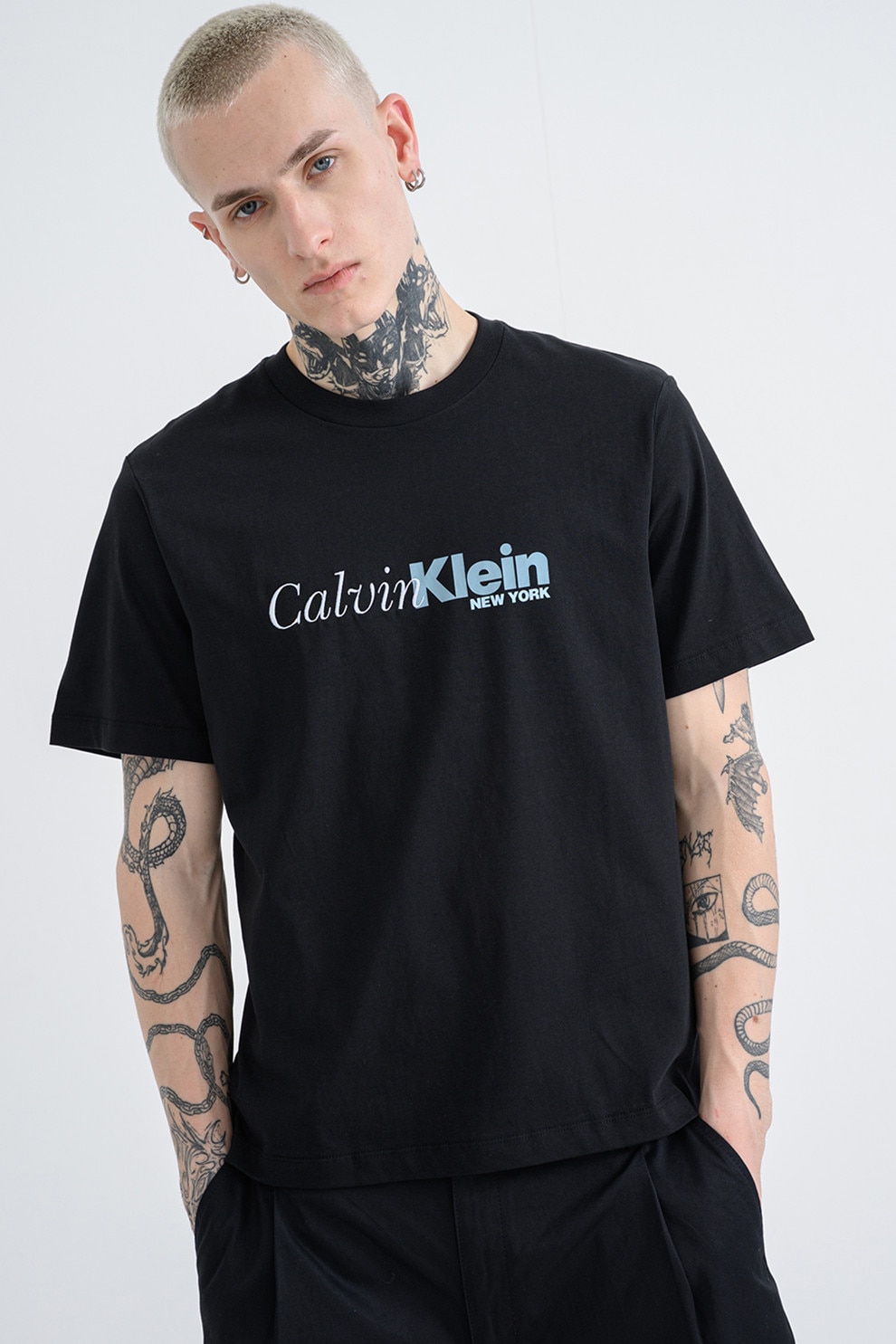 CALVIN KLEIN, Tricou relaxed fit cu imprimeu logo pe piept, Negru, Albastru deschis, 2XL