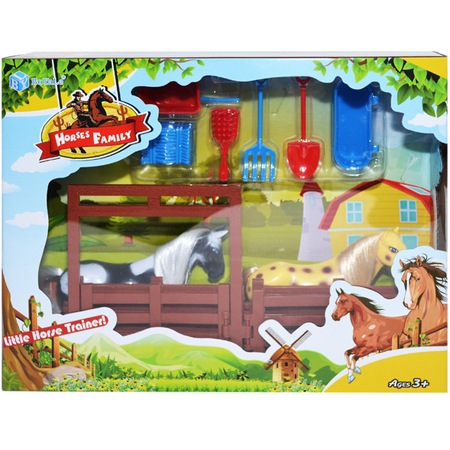Set De Joaca 2 Figurine Caluti Cu Tarc Si Accesorii Emag Ro