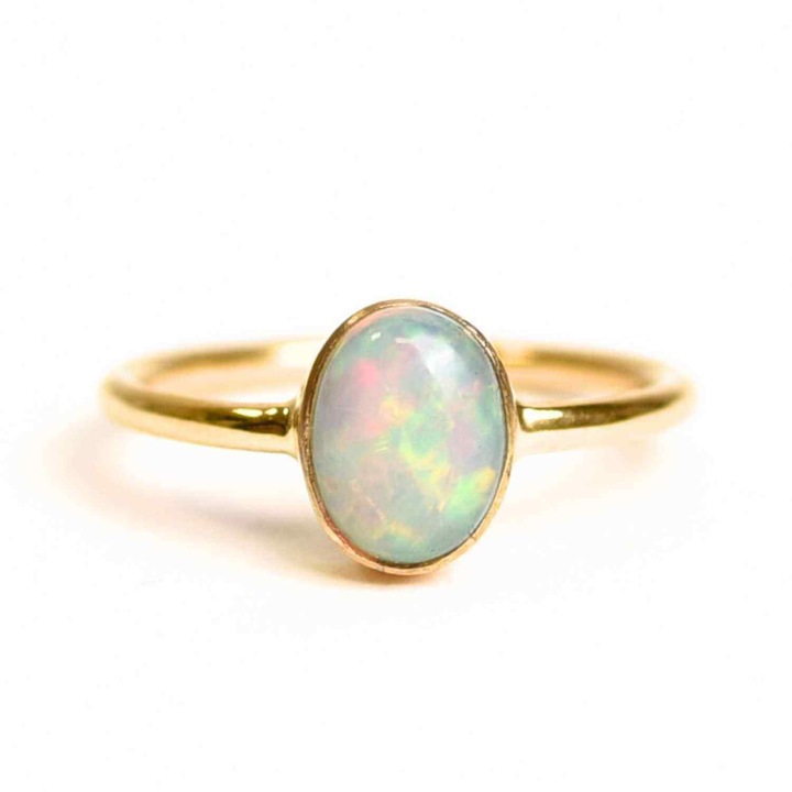 Inel argint 925 placat cu aur 18k cu Opal Etiopian oval - Lumina interioara si inspiratie divina