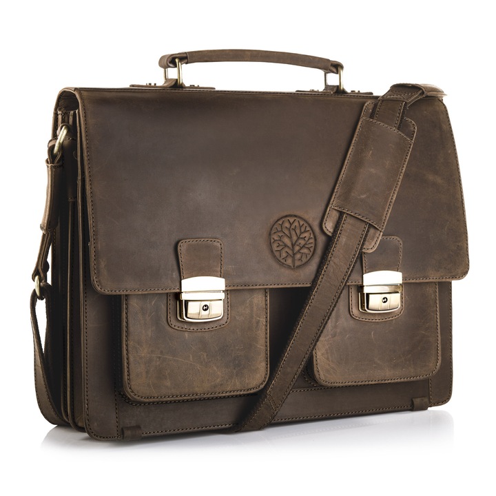 Betlewski TBG-HT-200 BRAZ férfi táska, fekete színű, méretei 30x45cm