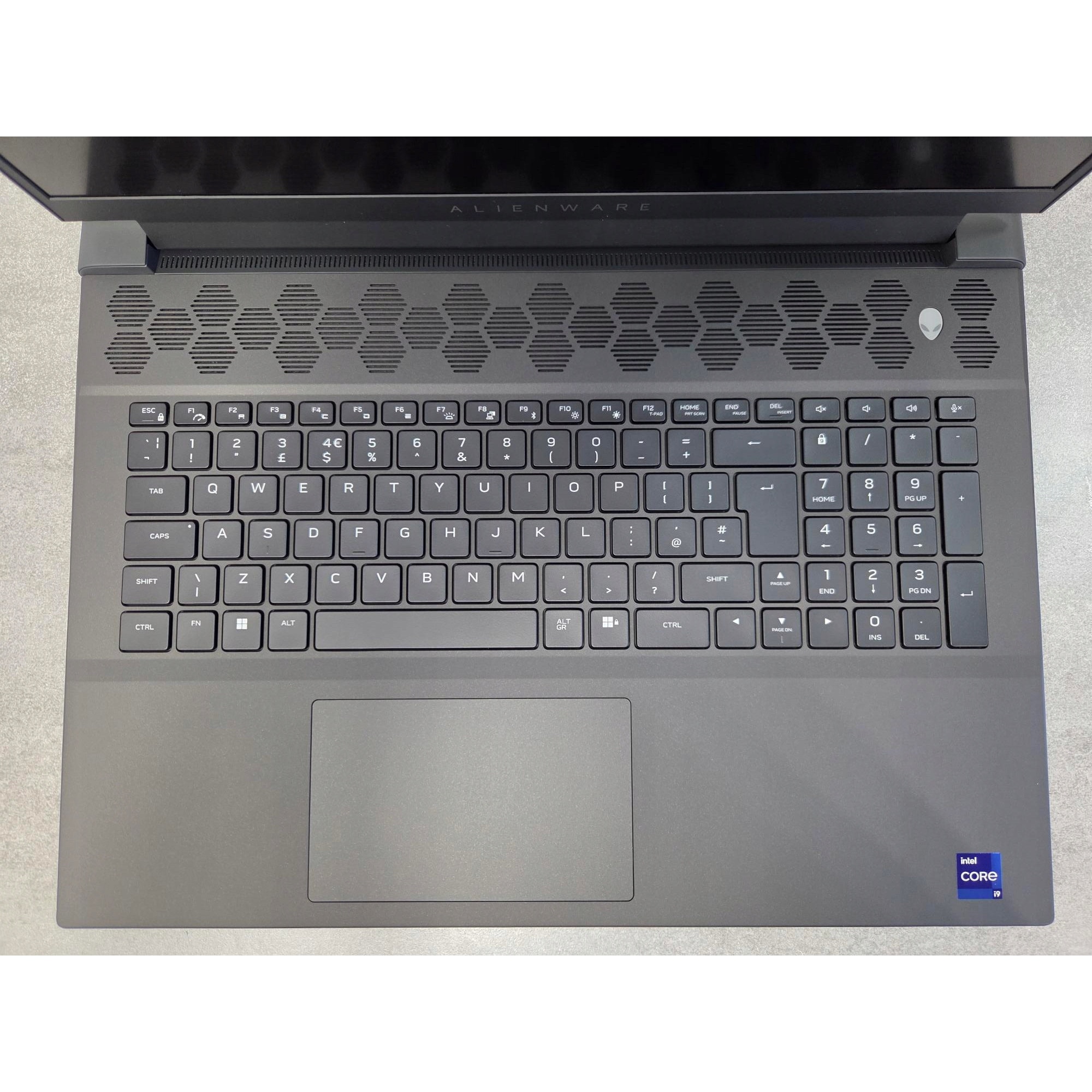 Laptop Dell Alienware m18 R2 i9-14900HX, 32GB, 2TB SSD, RTX 4080 QHD+, 165Hz, Win11