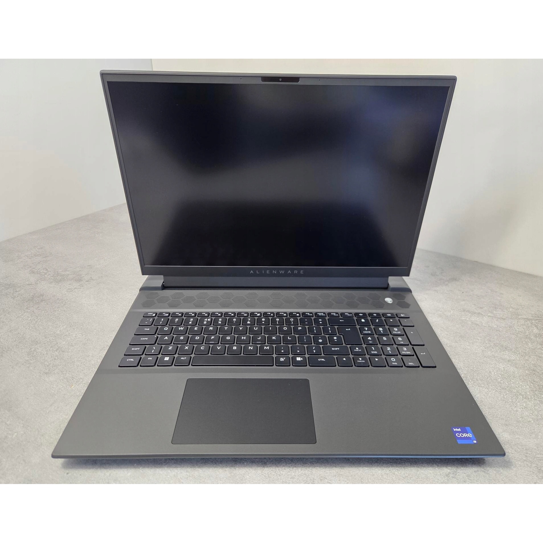 Laptop Dell Alienware m18 R2 i9-14900HX, 32GB, 2TB SSD, RTX 4080 QHD+, 165Hz, Win11