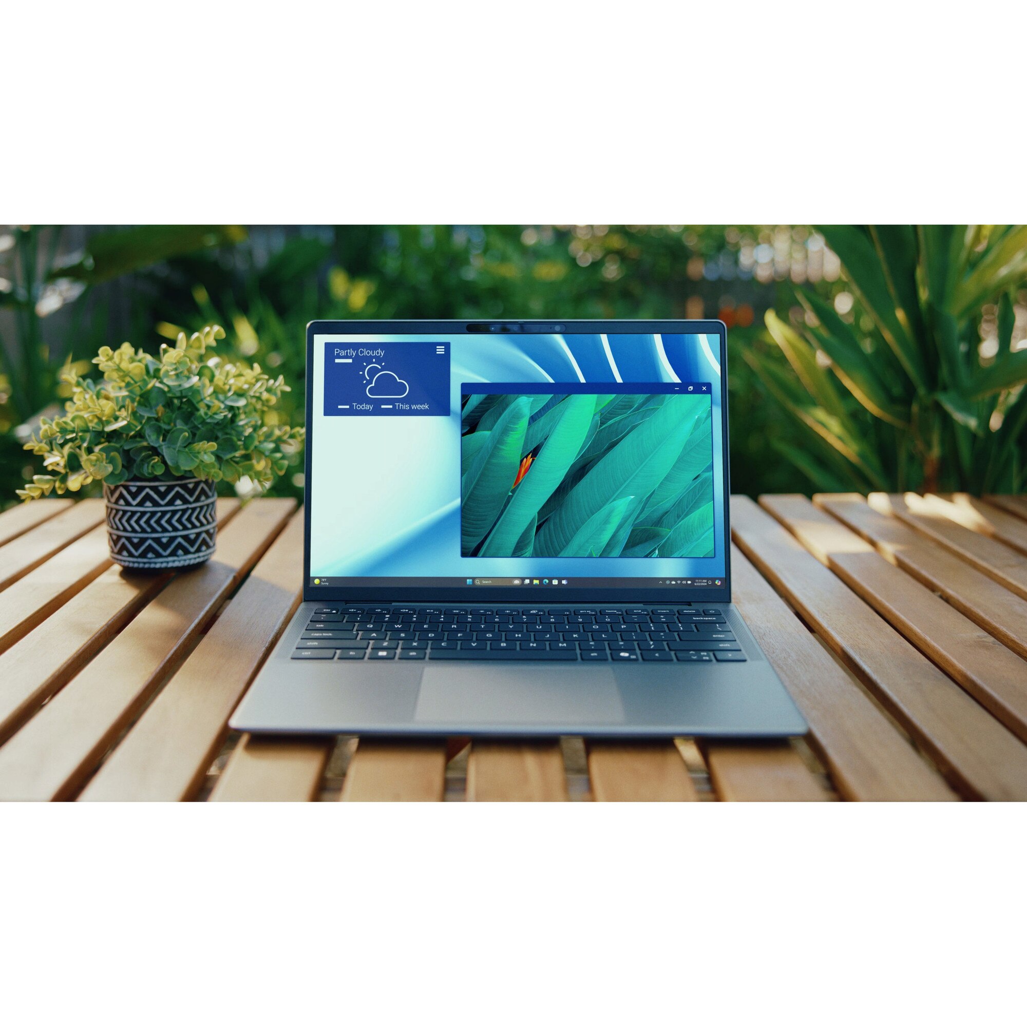 Laptop Dell Latitude 7455, Qualcomm Snapdragon X Plus, 16GB RAM, 1TB SSD, QHD+ 14", touchscreen, 1.44 kg
