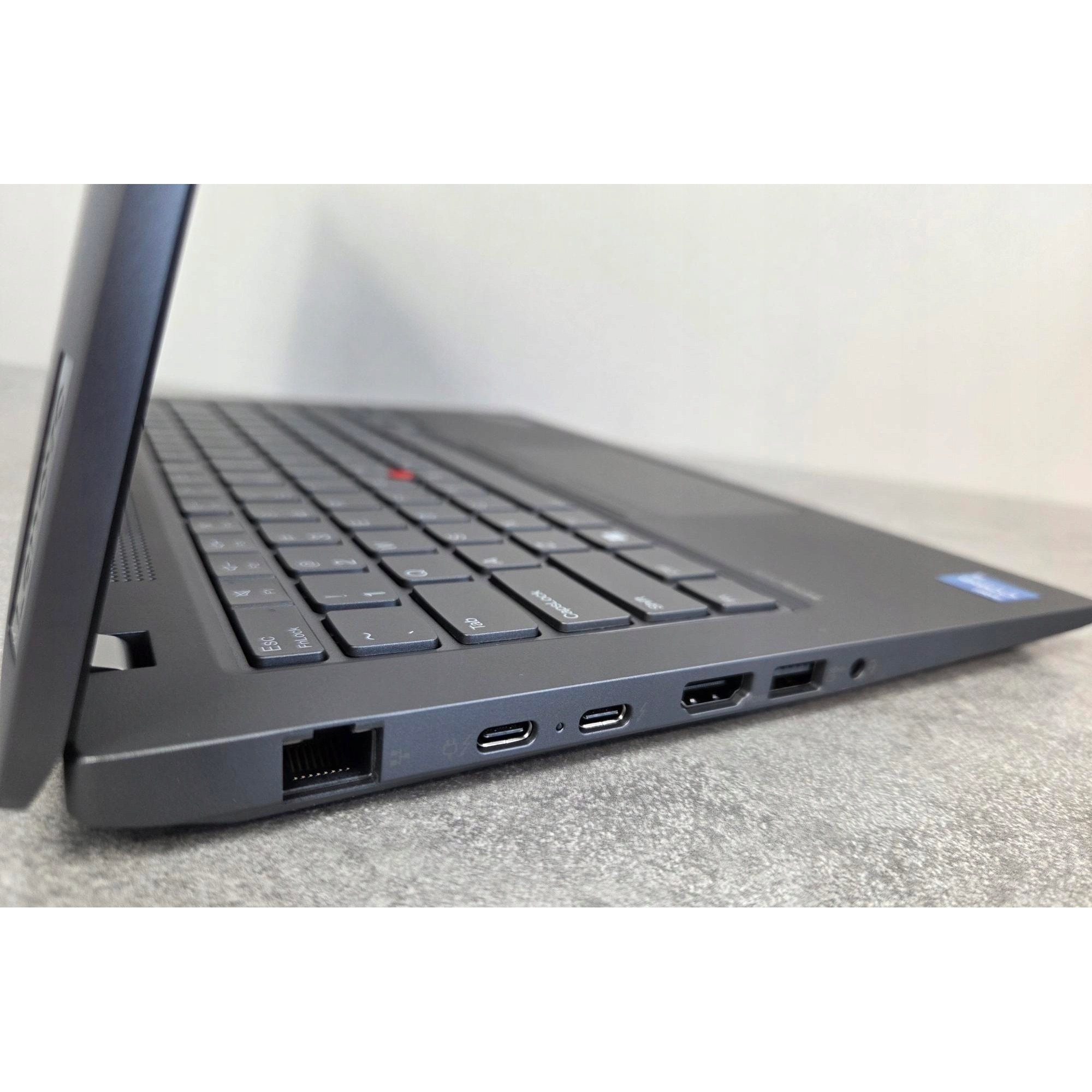 Laptop Lenovo ThinkPad T14 Gen 4, Intel Core i5-1335U, 16GB RAM, SSD 512GB, 14" IPS, touchscreen, 300 nit, Windows 11 Professional