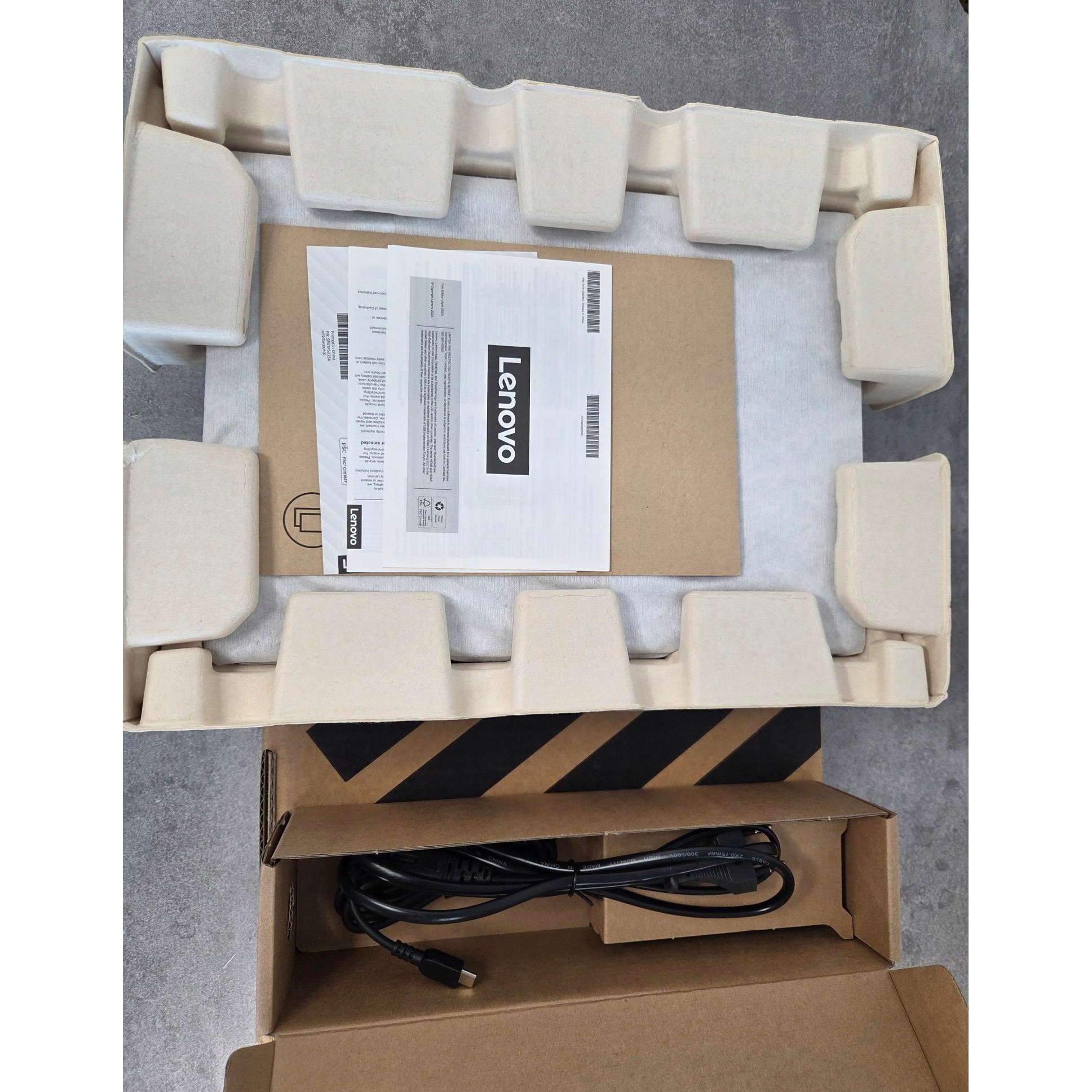 Laptop Lenovo ThinkPad T14 Gen 4, Intel Core i5-1335U, 16GB RAM, SSD 512GB, 14" IPS, touchscreen, 300 nit, Windows 11 Professional