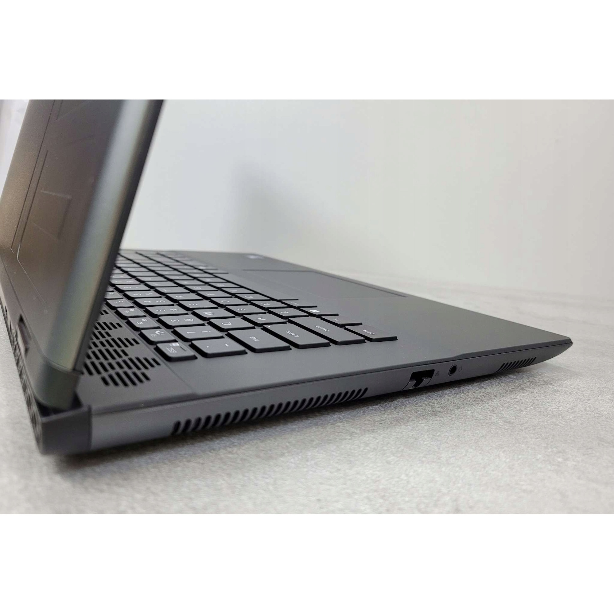 Laptop Dell Alienware m16 R2, Intel Core Ultra 9 185H, 32GB RAM, 1TB SSD, QHD+ 240Hz, NVIDIA GeForce RTX 4060, 16"