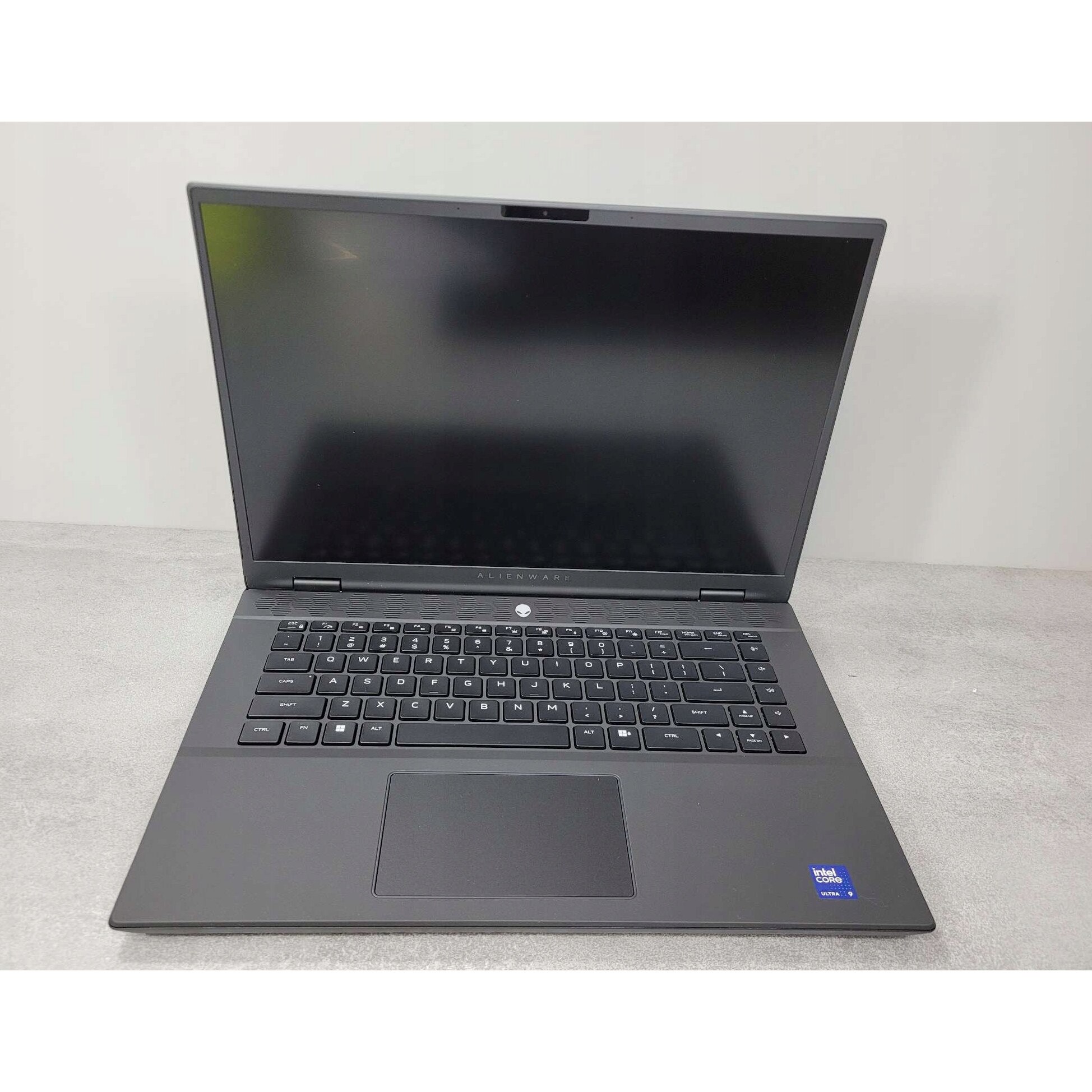 Laptop Dell Alienware m16 R2, Intel Core Ultra 9 185H, 32GB RAM, 1TB SSD, QHD+ 240Hz, NVIDIA GeForce RTX 4060, 16"