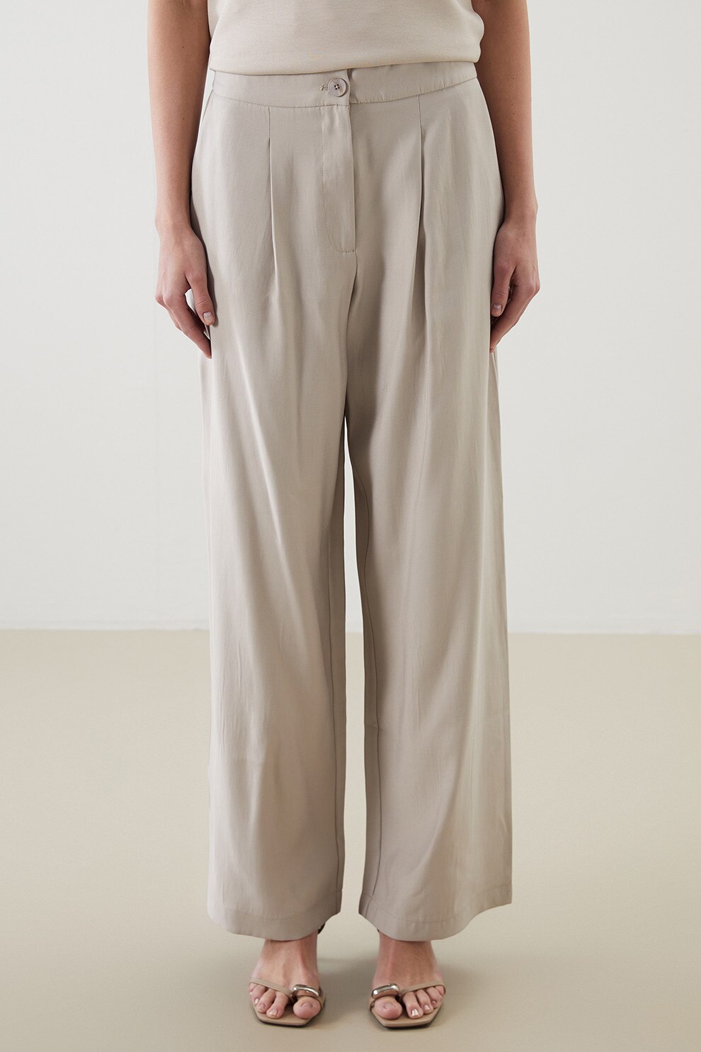 LC WAIKIKI, Pantaloni cu croiala ampla si talie elastica, Maro taupe, 40
