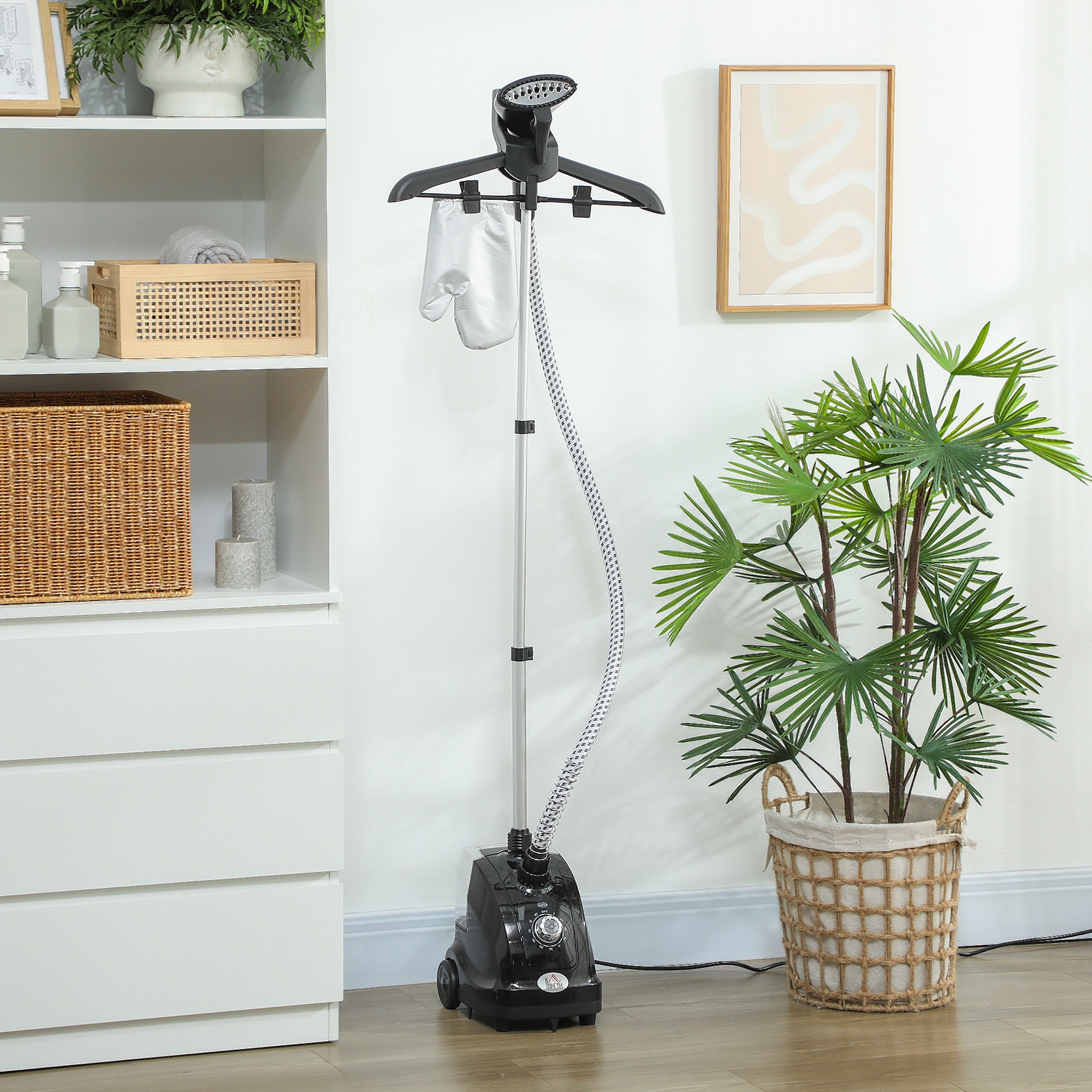 Aparat de calcat vertical cu aburi, Homcom, 1950W, 1.4L, 2 roti, 26x21.5x29cm, negru/argintiu