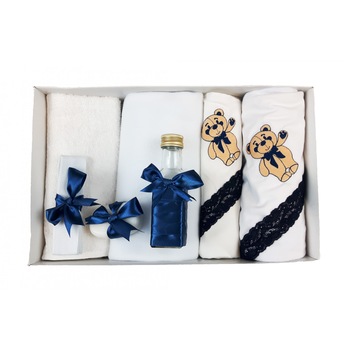 Trusou brodat Ursulet pentru botez baieti-fete Trusou brodat Ursulet pentru botez baieti-fete