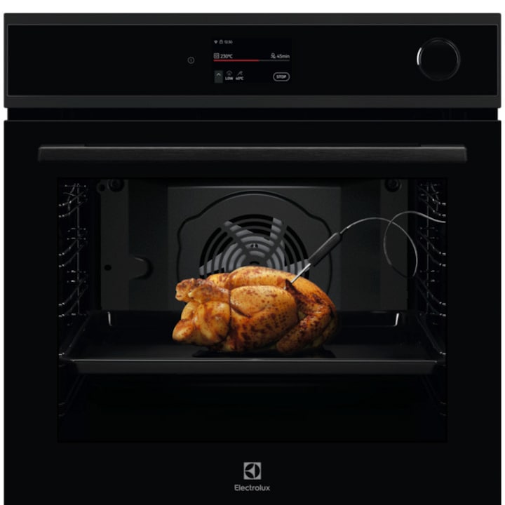 Фурна за вграждане Electrolux EOC9P3XH, 72 л, SteamCrisp - готвене на пара, WI-FI свързаност, TFT Active, 75 предварително зададени програми, Пиролитично самопочистване, Таймер с електронен дисплей, Грил, Енергиен клас A++, Черно стъкло с метална вложка