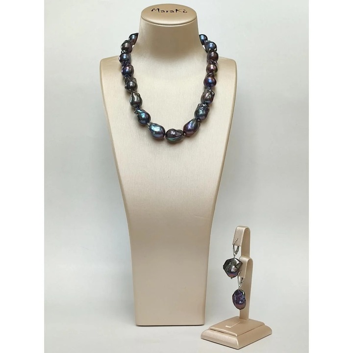 Set Imposing din perle baroc negre