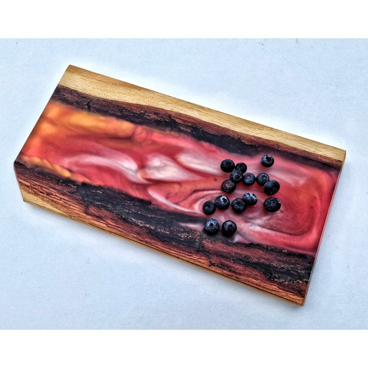 Platou din stejar si rasina epoxidica, tratat cu ulei mineral si ceara de albine, 39 x 20 x 2, 5cm