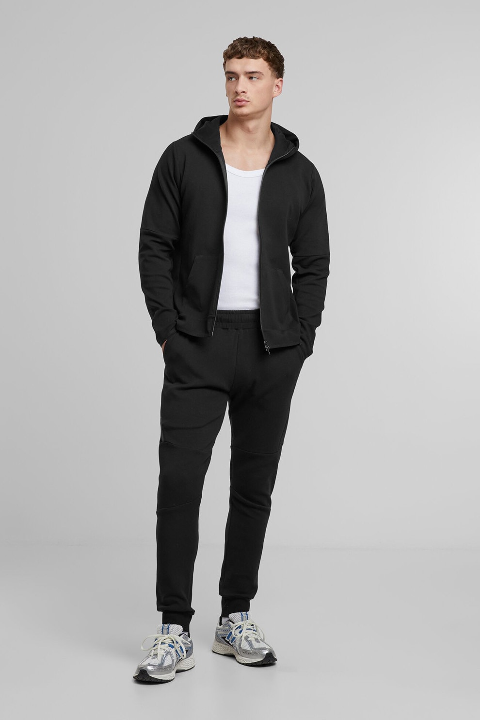 Mister Tee, Pantaloni de trening slim fit cu talie elastica, Negru, XS