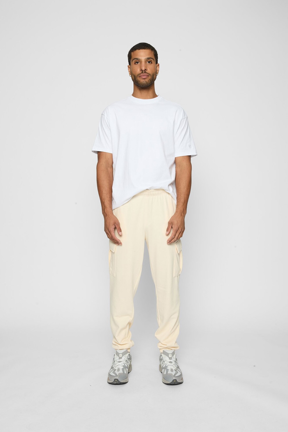 Urban Classics, Pantaloni cargo din amestec de bumbac organic, Crem, M