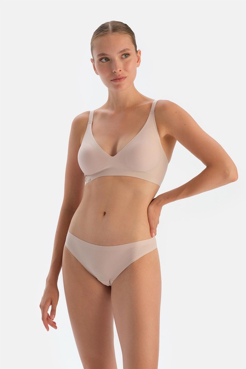 Dagi, Chiloti brazilieni fara cusaturi, Roz prafuit