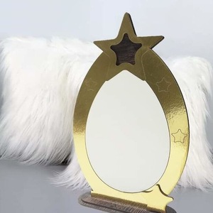 Cupe, trofee si medalii