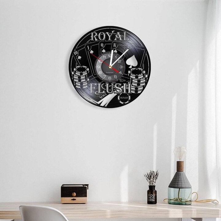 Ceas decorativ, Intrahome, rologiu cu discuri din vinil Poker Royal Flush, 35x40 cm, din plywood 3mm-4mm