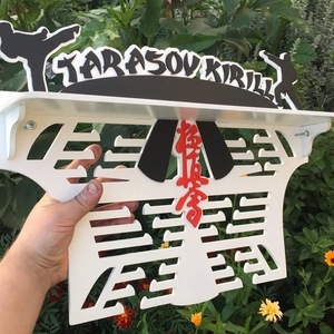 Cupe, trofee si medalii