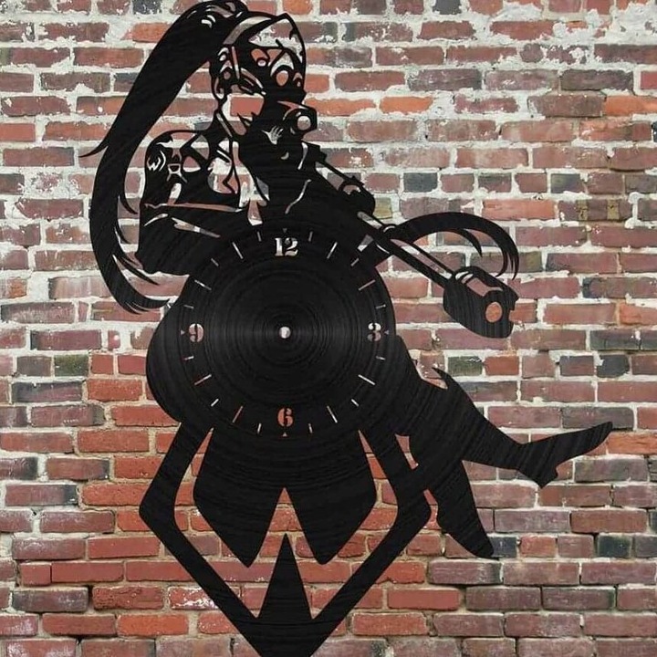 Ceas decorativ, Intrahome, Overwatch Widowmaker, 25x25 cm, plywood 3mm-4mm