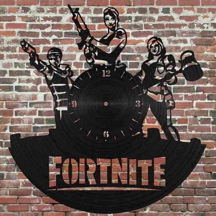 Ceas decorativ Intrahome, plywood 3mm-4mm, Fortnite, 25x30 cm
