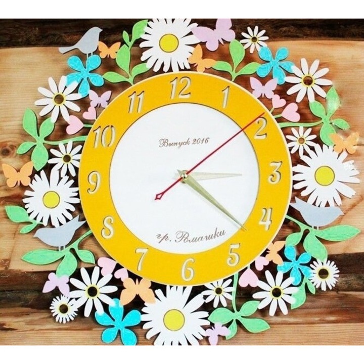 Ceas decorativ, Intrahome, roata din lemn, 30x35cm, 3mm-4mm, cu flori si pasari
