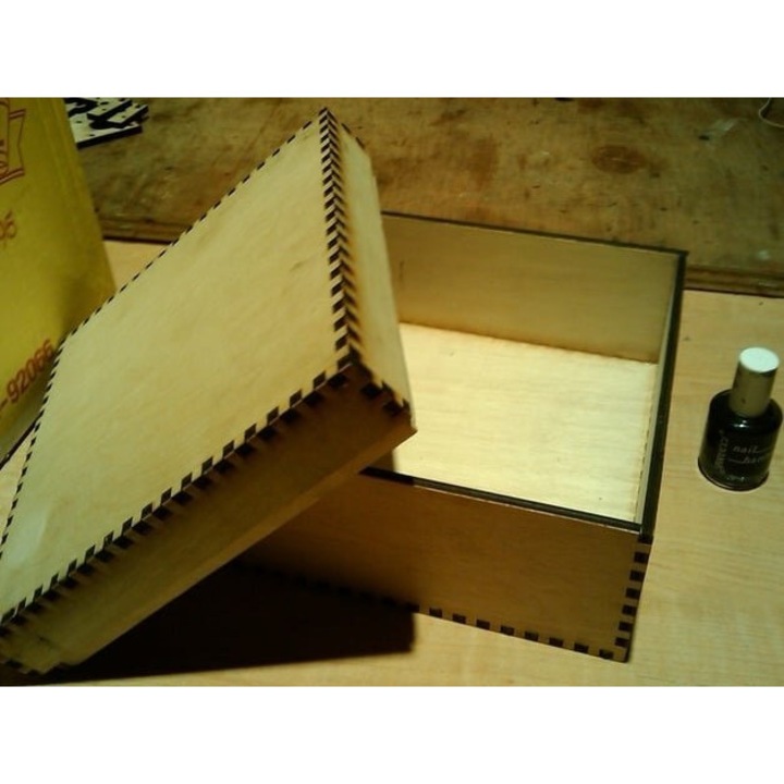 Cutie de depozitare, Intrahome, plywood 3mm-4mm, 30x30cm, cu capac