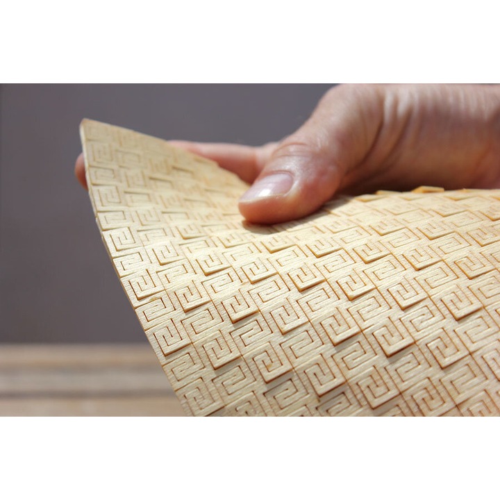 Placa lemn Intrahome, plywood 3mm-4mm, 30x30cm, ideal pentru proiecte DIY, decorare.