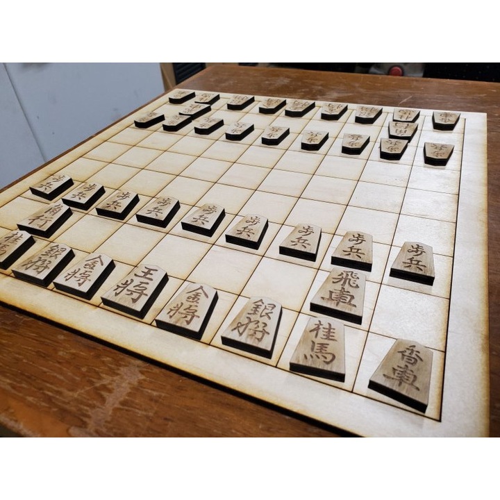 Set jocuri de sah si table, Intrahome, piese si tabla, 20x20 cm, plywood 3mm-4mm