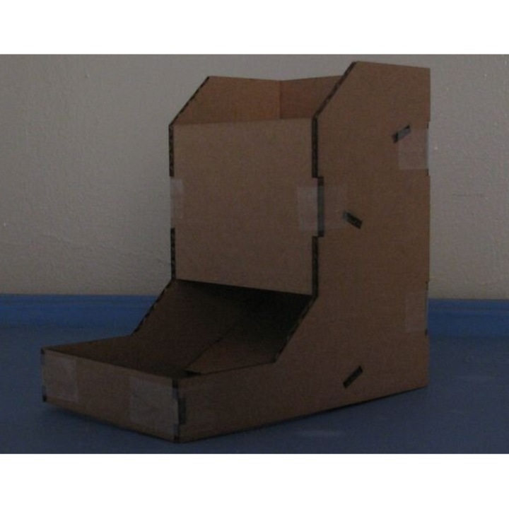 Turn de zaruri din placaj lasercut, Intrahome, 30x30 cm, 3mm-4mm, fabricat in Grecia