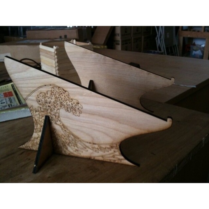 Stand pentru laptop Intrahome, plywood 3mm-4mm, Hokusai Wave, 30x30 cm