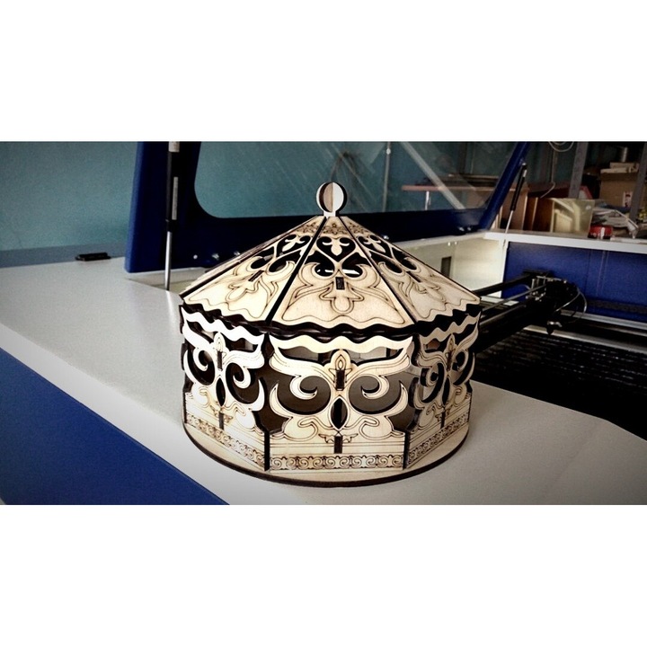 Cos decorativ din plywood, Intrahome, 3mm-4mm, 30x30cm, cu capac