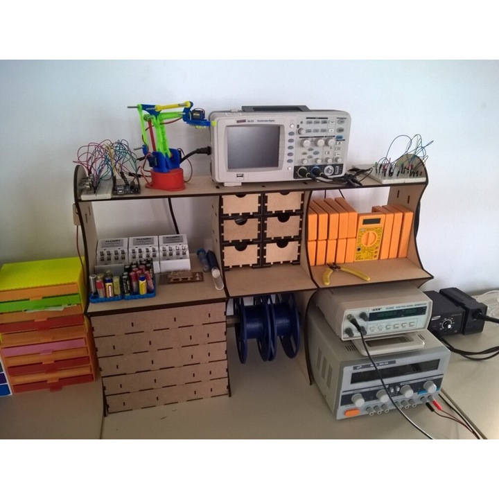 Rafturi din plywood, Intrahome, 3mm-4mm, 30x30cm, fabricat in Grecia