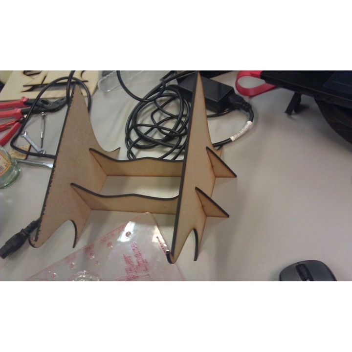 Stand pentru laptop, Intrahome, plywood 3mm-4mm, 20x20cm, fabricat in Grecia