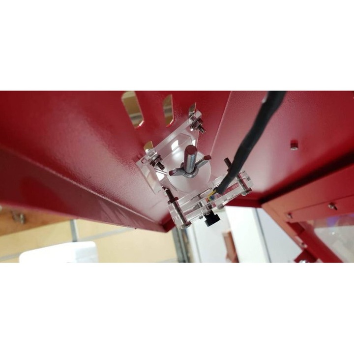 Suport din plywood 3mm-4mm, Intrahome, dimensiune 30x30 cm, ideal pentru proiecte DIY, fabricat in Grecia