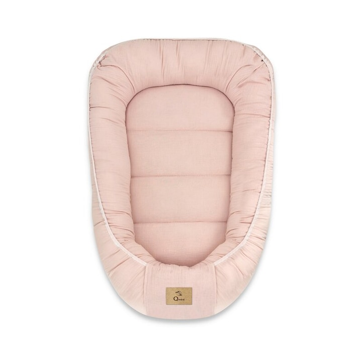 Cosulet bebelus, Qmini, Pentru dormit, Baby Nest 55 x 75 cm, Husa 100% muselina dubla, Material certificat Oeko Tex Standard 100, Powder Pink