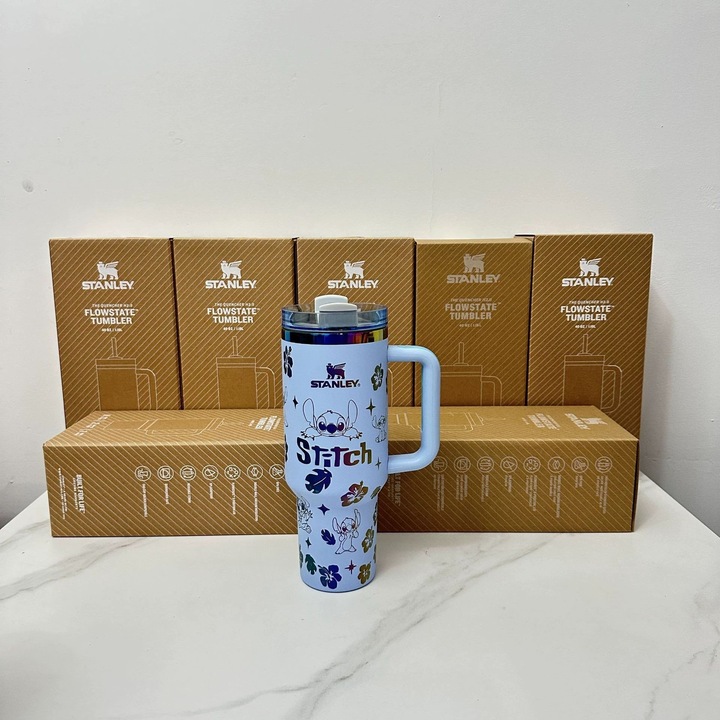 Термос с дръжка Stanley Quencher H2.0, капак с три позиции, преносим дизайн за поставка за кола, изолирана неръждаема стомана, син, 40oz