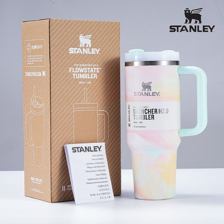 Термос с дръжка Stanley Quencher H2.0, капак с три позиции, изолация от неръждаема стомана, розов тай-дай, 40 oz