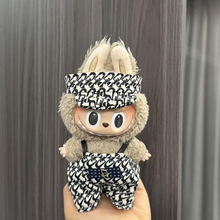 Monster babaruhák, első és második generáció, többszínű