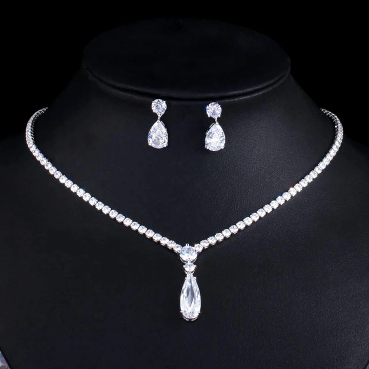 Set colier si cercei cu pietre din zirconiu, Gladys