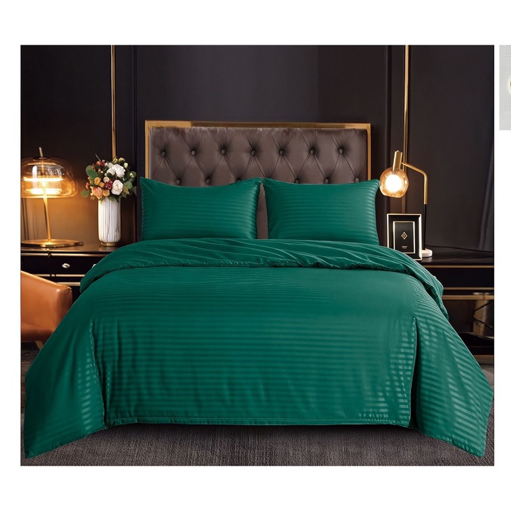 Set Lenjerie de pat dublu cu elastic, 2 Persoane, Uni, Damasc Finetat, 4 Piese, Pucioasa, Cearceaf pilota 200x230 cm, Cearceaf de pat cu elastic 180x200 cm, 2 Fete de perna: 55x75 cm, Verde Smarald, DE-10