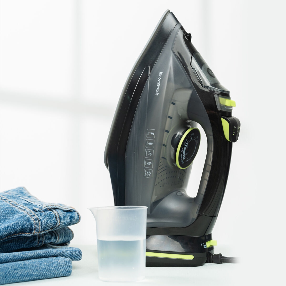 Fier de calcat cu aburi, InnovaGoods, Stiron, fara fir, negru-verde