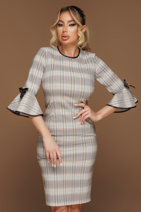 Рокля с дължина три четвърти и ръкави тип „камбана“, Rn 3237