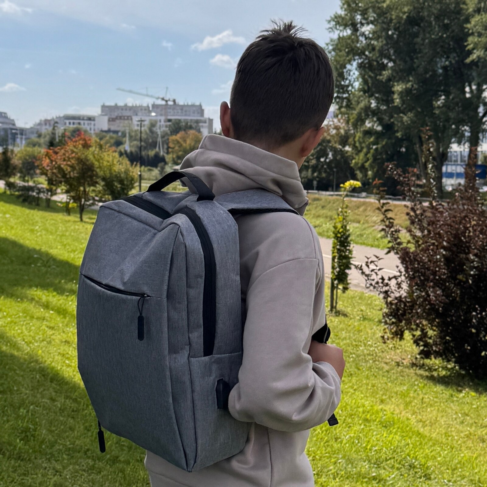 Rucsac scolar tineret VIO oxford negru, 42x30x10 cm, 12.6L, pentru laptop 15.6”, femei, barbati, HN212701black