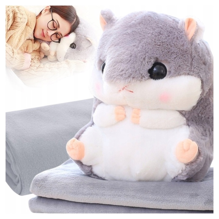 Плюшена играчка с одеяло, OEM, превъзходно качество Играчката е изработена от много мек, приятен на допир материал, очарователен дизайн Симпатичният вид на хамстера радва както деца, така и възрастни, размери 30 x 25 x 28 см