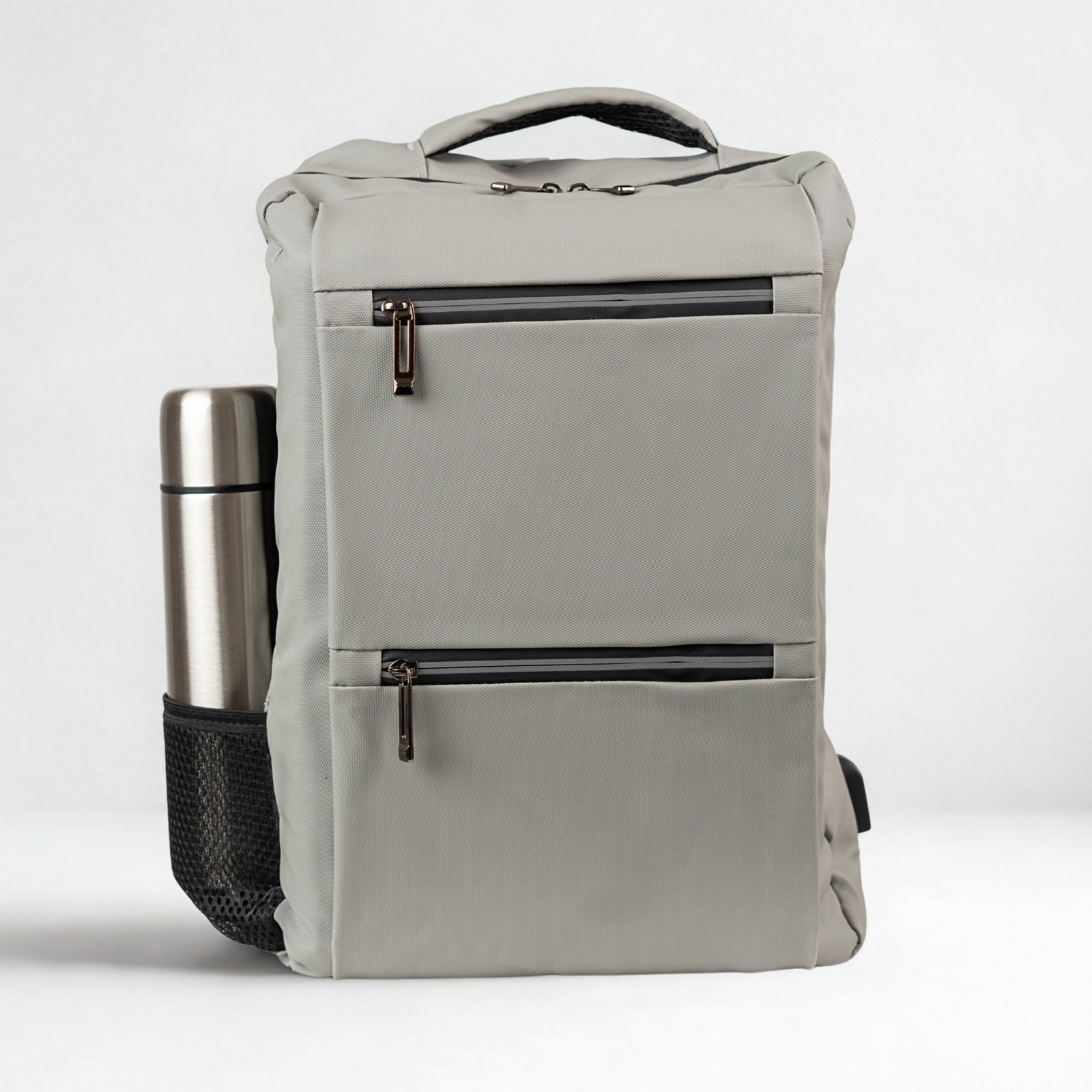 Rucsac scolar VIO gri impermeabil 43x30x11 cm 14,2L cu USB, compartiment laptop 15,6” unisex BK91105grey