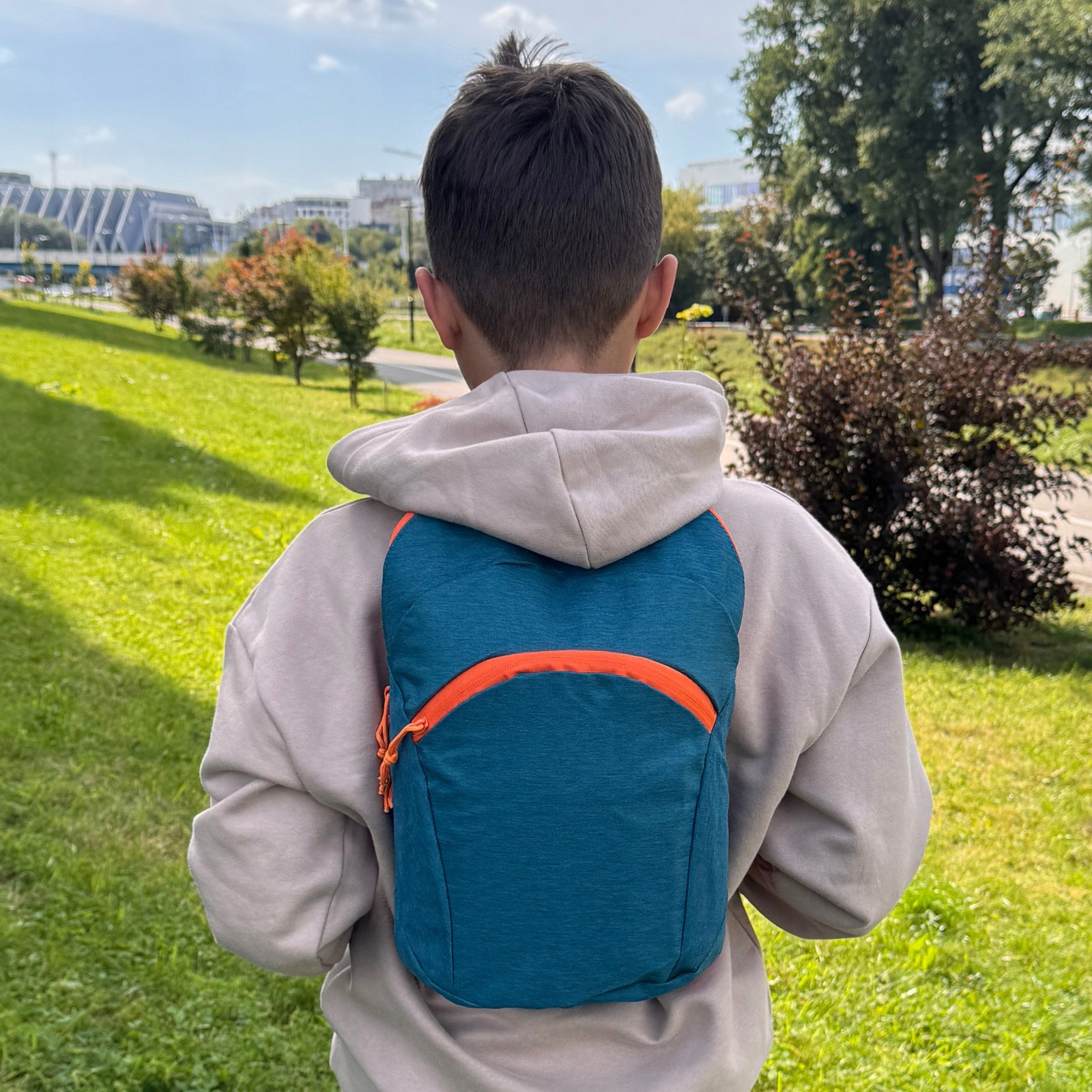 Rucsac tineret pentru scoala si oras VIO Oxford 39x20x11 cm 8,5L pentru fete si baieti, pentru telefon si accesorii XY092017blue